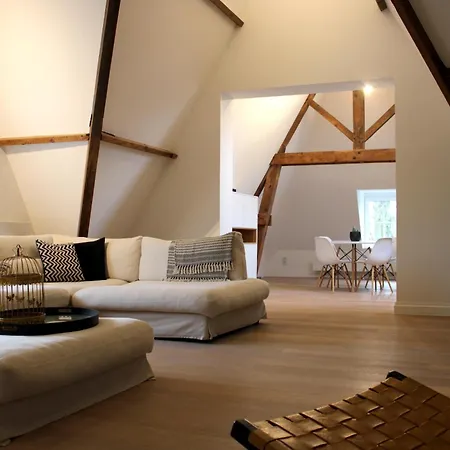 Un Toit Sur Les Monts * Liège